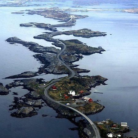 Leite Gard Near Atlantic Road In Hustadvika Lyngstad Exterior foto